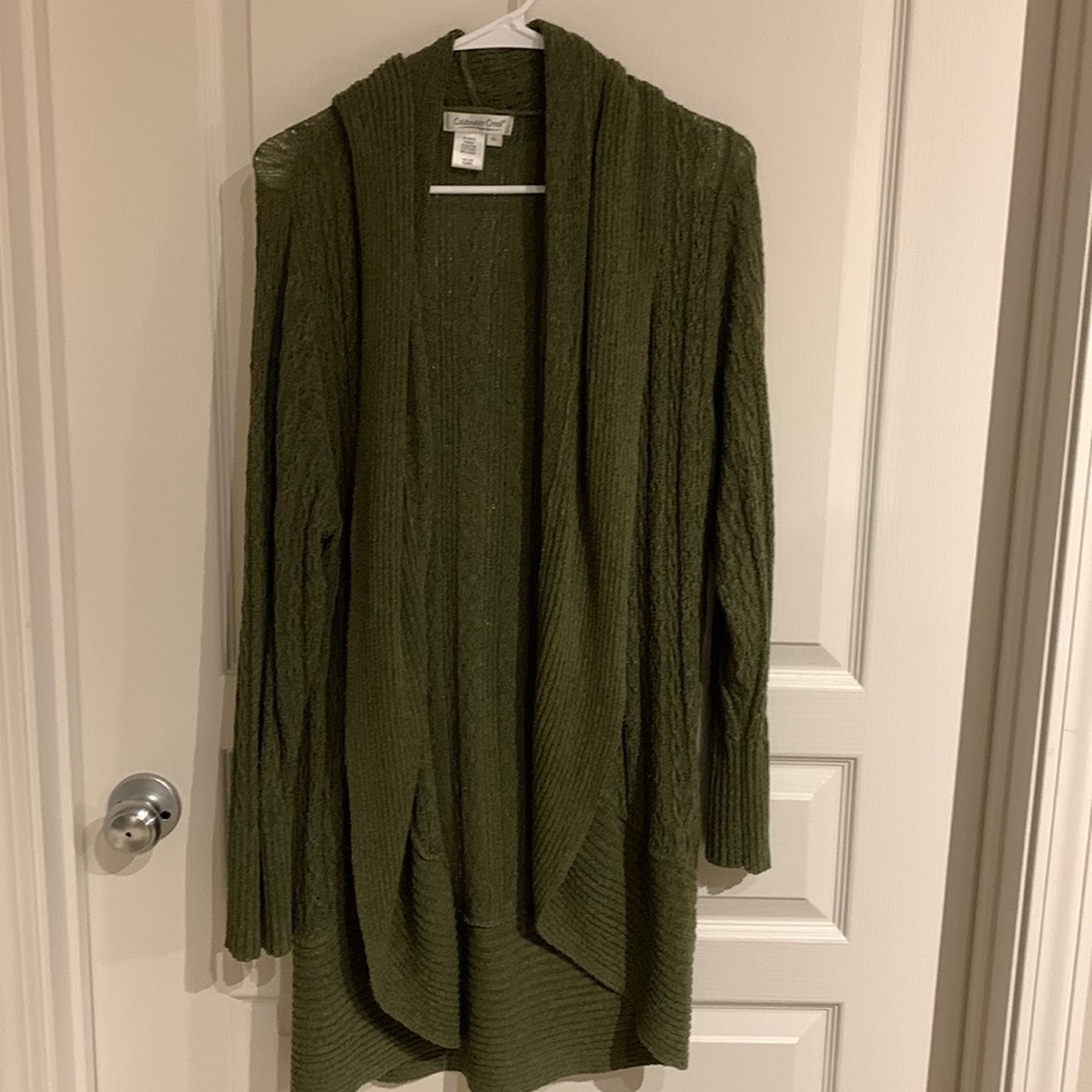 Green lightweight cardigan in size XL